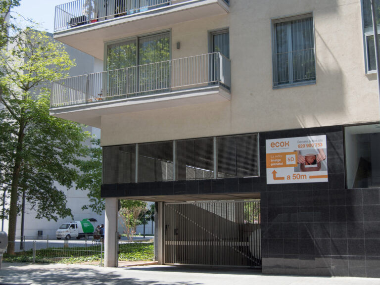 entrada parking glories